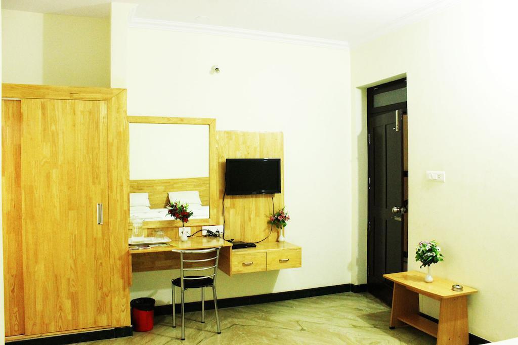Oyo 1900 Hotel Olive Residency Мисор Стая снимка