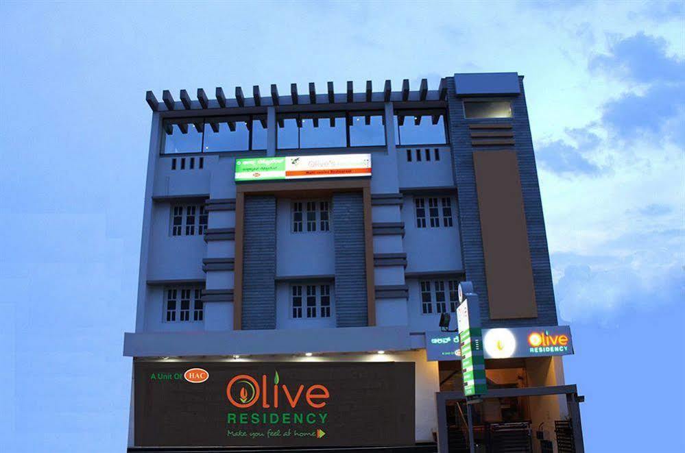 Oyo 1900 Hotel Olive Residency Мисор Екстериор снимка